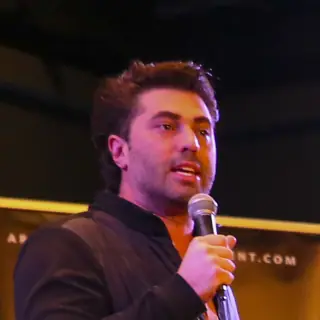 Adam Ray in Louisville, 16 April 2027: a portrait of the comedian