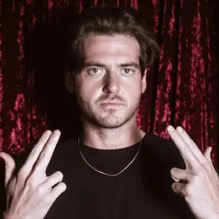 Dylan Carlino in Las Vegas, 20–21 November 2026: a portrait of the comedian