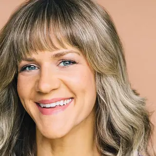 Lara Beitz in Los Angeles, 16 October 2026: a portrait of the comedian