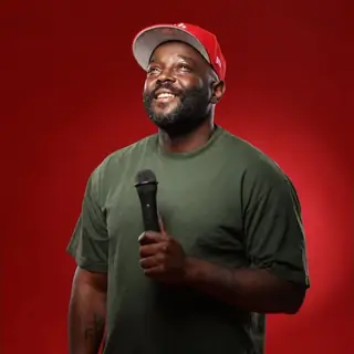 Reg Thomas in New York, 8 November 2026: a portrait of the comedian