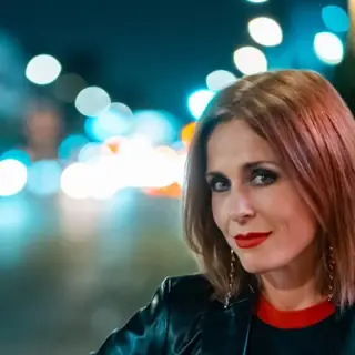 Samantha Hale in Los Angeles, 18 December 2026: a portrait of the comedian