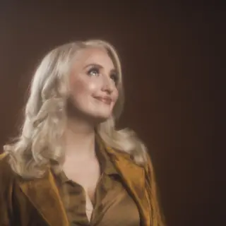 Sophie Buddle in Fort Worth, 27 November 2026: a portrait of the comedian