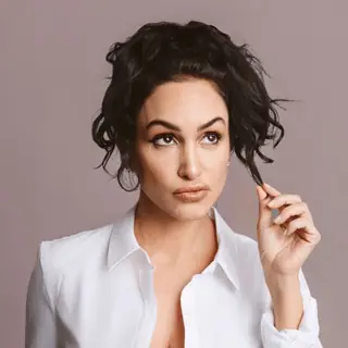 Tara Cannistraci in Detroit, 10 January 2027: a portrait of the comedian